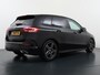 Mercedes-Benz B-klasse 180 Business Solution AMG | Sfeerverlichting | Stoelverwarming Voor | Parkeersensoren Voor + Achter | Achteruitrij Camera | Night Pakket