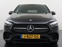 Mercedes-Benz B-klasse 180 Business Solution AMG | Sfeerverlichting | Stoelverwarming Voor | Parkeersensoren Voor + Achter | Achteruitrij Camera | Night Pakket