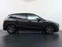 Mercedes-Benz B-klasse 180 Business Solution AMG | Sfeerverlichting | Stoelverwarming Voor | Parkeersensoren Voor + Achter | Achteruitrij Camera | Night Pakket
