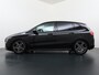 Mercedes-Benz B-klasse 180 Business Solution AMG | Sfeerverlichting | Stoelverwarming Voor | Parkeersensoren Voor + Achter | Achteruitrij Camera | Night Pakket