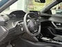 Peugeot e-2008 EV Allure 54 kWh | tot 406km WLTP range | Parkeersensoren voor + achter | Draadloos Apple Carplay/Android Auto | Cruise Control | Privacy Glass