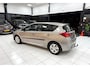 Toyota Auris 1.8 Hybrid Asp Bovag Garantie NAP