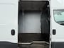 IVECO Daily 35C18 3.0 Automaat L2H2 Dubbellucht LED 3.5t Trekhaak Adaptieve Cruise Standkachel Climate Control Navigatie Camera