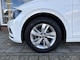 Volkswagen Polo 1.0 TSI Beats | applecarplay/android auto | 15 inch velgen | airco |