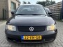 Volkswagen Passat 1.8-5V Clima | trekhaak | cruise | nw apk