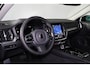 Volvo V60 T6 Recharge AWD Plus Dark - Panorama/schuifdak - IntelliSafe Assist & Surround - 360º Camera - Harman/Kardon audio - Verwarmde voorstoelen, stuur & achterbank - Parkeersensoren voor & achter - Elektr. bedienb. voorstoelen met geheugen - Head up display - Extra getint glas - 19' LMV