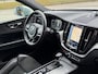 Volvo XC60 2.0 T5 AWD R-Design / B&W / Luchtvering / Trekhaak