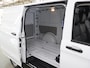Mercedes-Benz eVito 112 | L2 | 60 kWh | AIRCO | CRUISE CONTROL | NAVIGATIE | ACHTERUITRIJCAMERA | KUNST LEDEREN BEKLEDING | MULTIFUNCTIONEEL STUURWIEL | ELEKTRISCH VERSTELBARE BUITENSPIEGELS | CERTIFIED