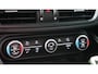 Alfa Romeo Giulia 2.0T TI | Flippers | Leer | H&K | Leder dash | Trekhaak |