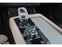 Volvo XC90 T8 Recharge AWD Ultra Dark Exec. Ed. - Luchtvering - Panorama/schuifdak - IntelliSafe Assist & Surround - 360º Camera - Bowers & Wilkins audio - Adaptieve LED koplampen - Verwarmde voorstoelen, stuur & achterbank - Parkeersensoren voor & achter - Elektr. bedienb. voorstoelen met geheugen - Head up display - Draadloze tel. lader - Extra getint glas - 22' LMV