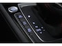 Volkswagen Golf 2.0 TSI GTI TCR /PANO/MILLTEK/CARPLAY/CARBON/KEYLESS/ACC/VOL
