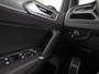 Volkswagen Touran 1.5 TSI R-Line Sport 7 Persoons 150Pk Automaat (2X R-LINE, PANORAMADAK, LEDER, APPLE CARPLAY, KEYLESS, SPORTSTOELEN, STOELVERWARMING, GETINT GLAS, NIEUWSTAAT)