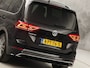Volkswagen Touran 1.5 TSI R-Line Sport 7 Persoons 150Pk Automaat (2X R-LINE, PANORAMADAK, LEDER, APPLE CARPLAY, KEYLESS, SPORTSTOELEN, STOELVERWARMING, GETINT GLAS, NIEUWSTAAT)