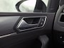 Volkswagen Touran 1.5 TSI R-Line Sport 7 Persoons 150Pk Automaat (2X R-LINE, PANORAMADAK, LEDER, APPLE CARPLAY, KEYLESS, SPORTSTOELEN, STOELVERWARMING, GETINT GLAS, NIEUWSTAAT)