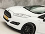 Ford Fiesta 1.0 EcoBoost ST Line (5 DEURS, NAVIGATIE, CLIMATE, PARKEERSENSOREN, SPORTSTOELEN, GETINT GLAS, CRUISE, LM VELGEN, NIEUWSTAAT)