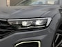 Volkswagen T-Roc Cabrio 1.5 TSI R-Line | Ruit-leder | BEATS | Apple-/android Carplay | ACC | 19 inch velgen | Stuur-/stoelverwarming | Dodehoek detectie | Keyless | Achteruitrijcamera | Draadloze telefoonlader