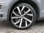 Volkswagen T-Roc Cabrio 1.5 TSI R-Line | Ruit-leder | BEATS | Apple-/android Carplay | ACC | 19 inch velgen | Stuur-/stoelverwarming | Dodehoek detectie | Keyless | Achteruitrijcamera | Draadloze telefoonlader
