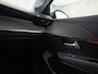 Peugeot e-208 EV Active 50 kWh Automaat (APPLE CARPLAY, SOH 91,3%, GROOT NAVI, 360 CAMERA, SPORTSTOELEN, LM VELGEN, KEYLESS, NIEUWSTAAT)