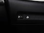 Peugeot e-208 EV Active 50 kWh Automaat (APPLE CARPLAY, SOH 91,3%, GROOT NAVI, 360 CAMERA, SPORTSTOELEN, LM VELGEN, KEYLESS, NIEUWSTAAT)