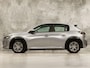 Peugeot e-208 EV Active 50 kWh Automaat (APPLE CARPLAY, SOH 91,3%, GROOT NAVI, 360 CAMERA, SPORTSTOELEN, LM VELGEN, KEYLESS, NIEUWSTAAT)
