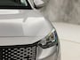 Peugeot e-208 EV Active 50 kWh Automaat (APPLE CARPLAY, SOH 91,3%, GROOT NAVI, 360 CAMERA, SPORTSTOELEN, LM VELGEN, KEYLESS, NIEUWSTAAT)