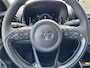 Toyota Yaris HYBRID 115 DYNAMIC VOORRAADVOORDEEL VAN €33.680 VOOR €29.680! STOEL/STUURVERW 17'' LM-VELGEN PARK-SENSOREN BLIND SPOT NAVI AD-CRUISE CAMERA KEYLESS APPLE/ANDROID LED