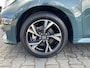 Toyota Yaris HYBRID 115 DYNAMIC VOORRAADVOORDEEL VAN €33.680 VOOR €29.680! STOEL/STUURVERW 17'' LM-VELGEN PARK-SENSOREN BLIND SPOT NAVI AD-CRUISE CAMERA KEYLESS APPLE/ANDROID LED