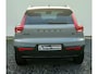 Volvo XC40 2.0 B3 Ultra Black Edition Panoramadak - 360 Camera - 19 Lichtmetalen wielen - Lounge-pakket - Harman Kardon Audio - Alarm - Climate - Privacy Glass – R980 Interieur – Power seats bestuurder memory - Two Tone – Full led koplampen