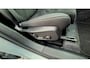 Volvo XC40 2.0 B3 Ultra Black Edition Panoramadak - 360 Camera - 19 Lichtmetalen wielen - Lounge-pakket - Harman Kardon Audio - Alarm - Climate - Privacy Glass – R980 Interieur – Power seats bestuurder memory - Two Tone – Full led koplampen
