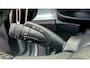 Volvo XC40 2.0 B3 Ultra Black Edition Panoramadak - 360 Camera - 19 Lichtmetalen wielen - Lounge-pakket - Harman Kardon Audio - Alarm - Climate - Privacy Glass – R980 Interieur – Power seats bestuurder memory - Two Tone – Full led koplampen
