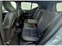 Volvo XC40 2.0 B3 Ultra Black Edition Panoramadak - 360 Camera - 19 Lichtmetalen wielen - Lounge-pakket - Harman Kardon Audio - Alarm - Climate - Privacy Glass – R980 Interieur – Power seats bestuurder memory - Two Tone – Full led koplampen
