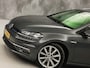 Volkswagen Golf Variant 1.5 TSI Highline 150Pk Automaat (VIRTUAL COCKPIT, APPLE CARPLAY, ALCANTARA, CAMERA, TREKHAAK, SPORTSTOELEN, GETINT GLAS, ADAPTIVE CRUISE, TREKHAAK, NIEUWSTAAT)