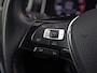 Volkswagen Golf Variant 1.5 TSI Highline 150Pk Automaat (VIRTUAL COCKPIT, APPLE CARPLAY, ALCANTARA, CAMERA, TREKHAAK, SPORTSTOELEN, GETINT GLAS, ADAPTIVE CRUISE, TREKHAAK, NIEUWSTAAT)