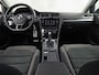 Volkswagen Golf Variant 1.5 TSI Highline 150Pk Automaat (VIRTUAL COCKPIT, APPLE CARPLAY, ALCANTARA, CAMERA, TREKHAAK, SPORTSTOELEN, GETINT GLAS, ADAPTIVE CRUISE, TREKHAAK, NIEUWSTAAT)