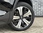 Volvo C40 Recharge Plus 69 kWh | Adaptieve Cruise Control | Panoramadak | Parkeercamera | Stoel-/Stuurverwarming | Standverwarming | Warmtepomp | Dodehoek Detectie | Donker Getint Glas |