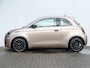 Fiat 500 3+1 La Prima 42 kWh | ADAPTIVE CRUISE | DODEHOEKDETECTIE | CAMERA | STOELVERWARMING | PARKEERSENSOREN V+A | APPLE CARPLAY / ANDROID AUTO | NAVI | LMV 17" |