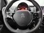 Peugeot 108 Active 1.0 e-VTi 72pk | Navigatie via Apple Carplay / Android Auto | Achteruitrijcamera | Airco | DAB+ radio | Bluetooth carkit & audiostreaming | Elektrische ramen | Centrale portiervergrendeling | Multifunctioneel stuurwiel | Dealeronderhouden | Zuinig en voordelig autorijden! |