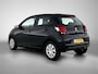 Peugeot 108 Active 1.0 e-VTi 72pk | Navigatie via Apple Carplay / Android Auto | Achteruitrijcamera | Airco | DAB+ radio | Bluetooth carkit & audiostreaming | Elektrische ramen | Centrale portiervergrendeling | Multifunctioneel stuurwiel | Dealeronderhouden | Zuinig en voordelig autorijden! |