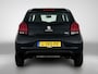 Peugeot 108 Active 1.0 e-VTi 72pk | Navigatie via Apple Carplay / Android Auto | Achteruitrijcamera | Airco | DAB+ radio | Bluetooth carkit & audiostreaming | Elektrische ramen | Centrale portiervergrendeling | Multifunctioneel stuurwiel | Dealeronderhouden | Zuinig en voordelig autorijden! |