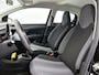Peugeot 108 Active 1.0 e-VTi 72pk | Navigatie via Apple Carplay / Android Auto | Achteruitrijcamera | Airco | DAB+ radio | Bluetooth carkit & audiostreaming | Elektrische ramen | Centrale portiervergrendeling | Multifunctioneel stuurwiel | Dealeronderhouden | Zuinig en voordelig autorijden! |