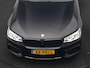 BMW 5-Serie Touring 520i M Sport 184pk Dealer O.H. | Panodak | Head Up | 360 Camera | Lederen Comfortzetels Memory & Verwarmd | Sfeerverlichting | Blis | Apple Carplay | Stuur Verwarmd | Adaptive LED | Navigatie | DAB | 19"L.M |