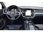 Volvo V60 2.0 B3 163PK AUT LEER / PANORAMADAK / EL.TREKHAAK / CARPLAY / ADAPT.CRUISE / BLISS / ON- CALL
