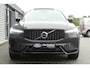 Volvo XC60 2.0 T6 Plug-in hybrid AWD Plus Dark ELEKT. TREKHAAK, PANO, MEMORY 2X, WINTER PACK, ADAPT. CRUISE, CLIMA, NAVI, CAMERA, PDC V&A, APPLE CARPLAY/ANDROID AUTO, BLIS, KEYLESS, HARMAN/KARDON, ELEKT. ACHTERKLEP, ELEKT. STOELEN, 40.666KM