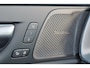 Volvo XC60 T6 Recharge AWD Plus Black Edition - Panorama/schuifdak - IntelliSafe Assist & Surround - 360º Camera - Harman/Kardon audio - Verwarmde voorstoelen, stuur & achterbank - Parkeersensoren voor & achter - Elektr. bedienb. voorstoelen met geheugen - Head up display - Draadloze tel. lader - Extra getint glas - 21' LMV
