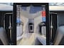 Volvo XC60 T6 Recharge AWD Plus Black Edition - Panorama/schuifdak - IntelliSafe Assist & Surround - 360º Camera - Harman/Kardon audio - Verwarmde voorstoelen, stuur & achterbank - Parkeersensoren voor & achter - Elektr. bedienb. voorstoelen met geheugen - Head up display - Draadloze tel. lader - Extra getint glas - 21' LMV