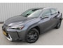 Lexus UX 250h | Incl. 12 maanden garantie | Achteruitrijcamera | Keyless entry/start | Climate controle | Cruise controle | Lane Assist | DAB | Draadloze telefoonlader | Apple CarPlay/Android Auto |