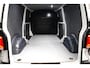 Volkswagen Transporter L2 Comfort 2.0 TDI 150PK DSG AUtomaat Camera | Adaptive Cruise | Trekhaak | 2x schuifdeur | Stoelverwarming | Navi by App