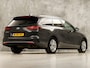 Kia Ceed 1.5 T-GDi DynamicPlusLine 160Pk Automaat (APPLE CARPLAY, GROOT NAVI, STUUR/STOELVERWARMING, SPORTSTOELEN, CAMERA, ADAPTIVE CRUISE, GETINT GLAS, NIEUWSTAAT)