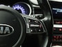 Kia Ceed 1.5 T-GDi DynamicPlusLine 160Pk Automaat (APPLE CARPLAY, GROOT NAVI, STUUR/STOELVERWARMING, SPORTSTOELEN, CAMERA, ADAPTIVE CRUISE, GETINT GLAS, NIEUWSTAAT)