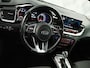 Kia Ceed 1.5 T-GDi DynamicPlusLine 160Pk Automaat (APPLE CARPLAY, GROOT NAVI, STUUR/STOELVERWARMING, SPORTSTOELEN, CAMERA, ADAPTIVE CRUISE, GETINT GLAS, NIEUWSTAAT)
